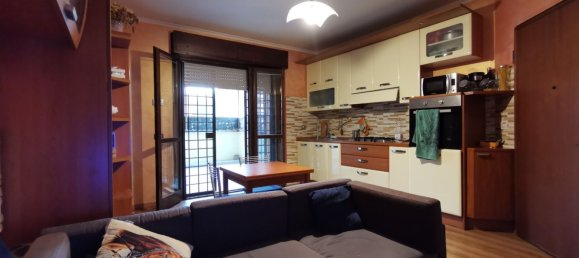 3 rooms Apartment in Capena, Italy No. 76328 10