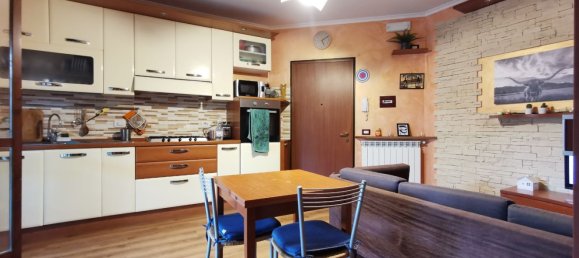3 rooms Apartment in Capena, Italy No. 76328 6