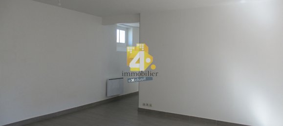 2 bedrooms Apartment in Loire-Atlantique, France No. 279968 3