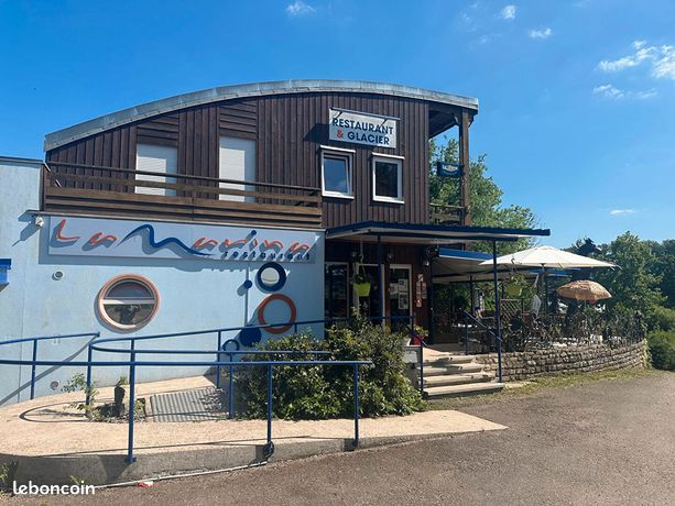 Коммерческая недвижимость в Кор, Франция № 305711