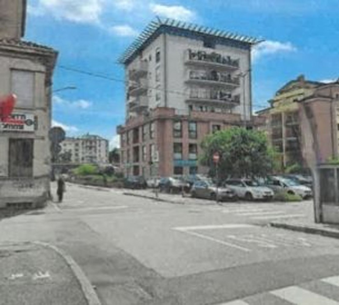 2غرفة شقة في Gallarate, Italy رقم 181406