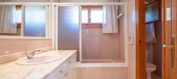 6 chambres Maison à Zaragoza, Spain No. 66212 66