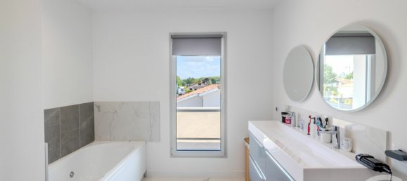 Villa de 5 dormitorios en Saint-Geours-de-Maremne, France No. 306786 19