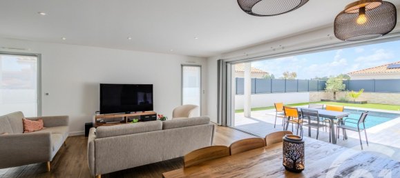 Villa de 5 dormitorios en Saint-Geours-de-Maremne, France No. 306786 11