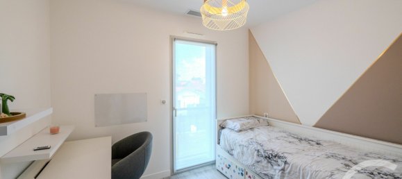 Villa de 5 dormitorios en Saint-Geours-de-Maremne, France No. 306786 22