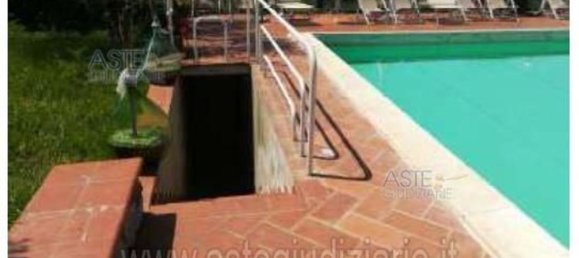 4 bedrooms House in Palaia, Italy No. 342528 2