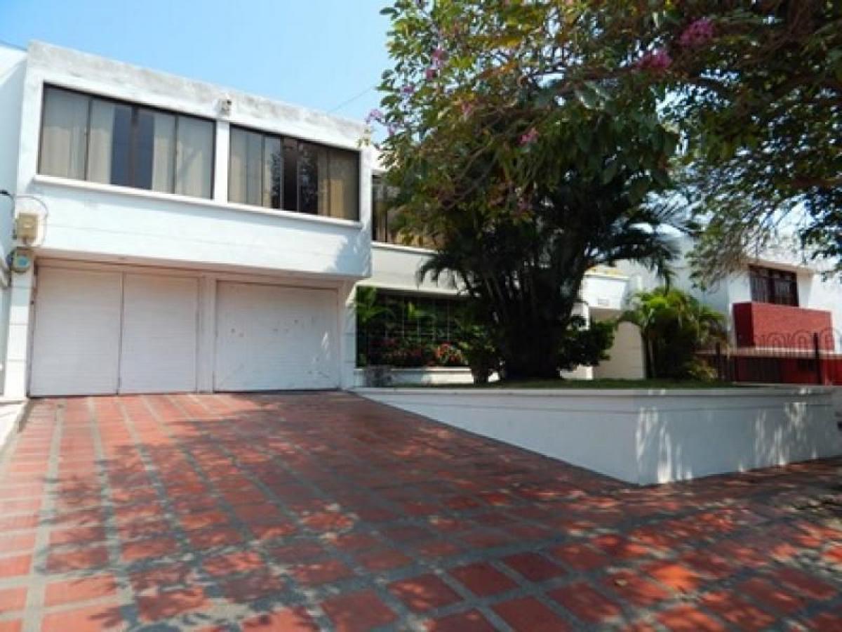 4 bedrooms House in Barranquilla, Colombia No. 7796