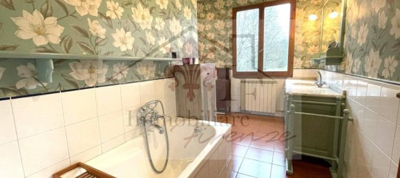 4 chambres Villa à Terranuova Bracciolini, Italy No. 137100 26