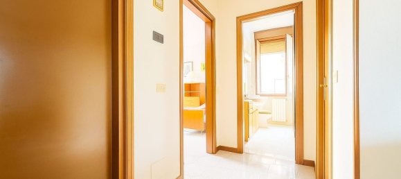 3 Schlafzimmer Wohnung in Cesano Maderno, Italy, Nr. 364337 9