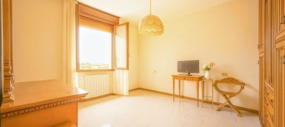 3 Schlafzimmer Wohnung in Cesano Maderno, Italy, Nr. 364337 10