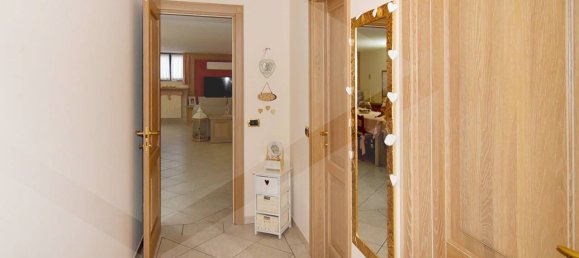 Villa de 6 divisões em Parabiago, Italy N.º 22651 29