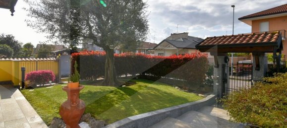 Villa de 6 divisões em Parabiago, Italy N.º 22651 2