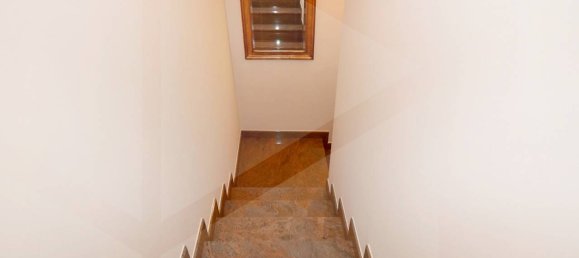 Villa de 6 divisões em Parabiago, Italy N.º 22651 22