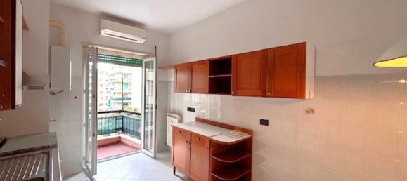 3 bedrooms Apartment in Genoa, Italy No. 312689 12
