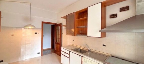 3 bedrooms Apartment in Genoa, Italy No. 312689 13