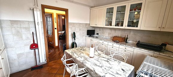 Apartamento de 5 habitaciónes en Genoa, Italy No. 83649 25