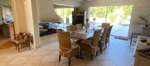 6 Schlafzimmer Haus in Libourne, France, Nr. 302058 5