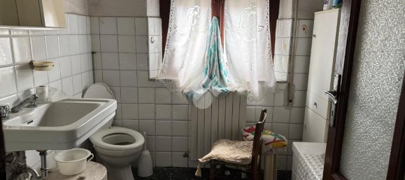 2 bedrooms House in Ponte Buggianese, Italy No. 272079 17