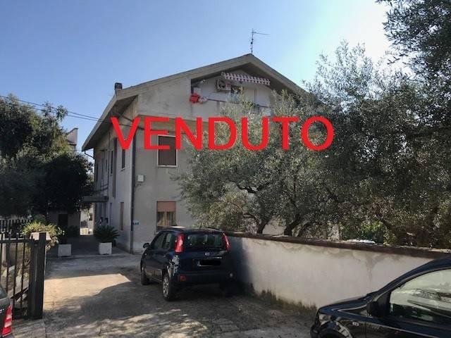 3 rooms Apartment in Pescara, Italy No. 164511