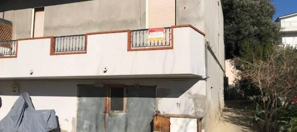 3 rooms Apartment in Pescara, Italy No. 164511 16