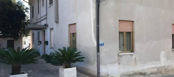 3 rooms Apartment in Pescara, Italy No. 164511 2