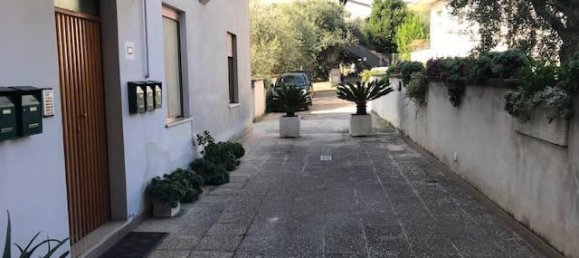 3 rooms Apartment in Pescara, Italy No. 164511 4