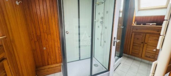 Дом с 4 спальнями в Луаре, Франция № 277071 9