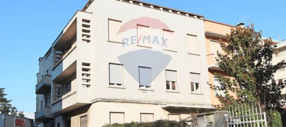 6 Schlafzimmer Wohnung in Busto Arsizio, Italy, Nr. 55129 8