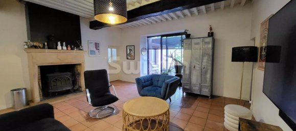 Casa de 8 dormitorios en Macon, France No. 289685 9