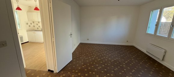 3 Schlafzimmer Haus in Hanches, France, Nr. 90986 3