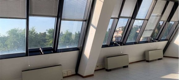 1 room Office in Reggio Emilia, Italy No. 134879 4