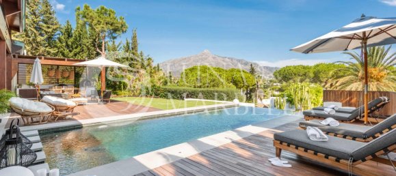 Вилла с 5 спальнями в Марбелья, Испания № 18998 9