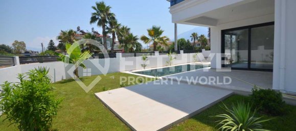 Villa 6+1 in Fethiye, Turkey No. 30717 16