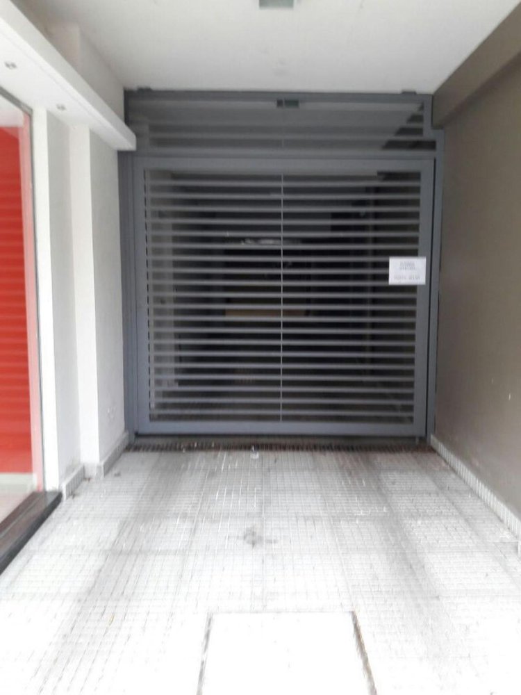 20m² Warehouse in Santa Fe, Argentina No. 23353