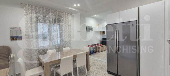 Квартира с 3 спальнями в Торре Аннунциата, Италия № 341279 33