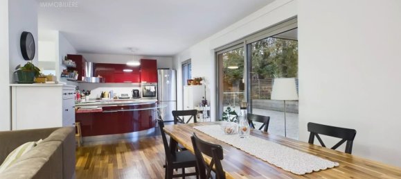 3 Schlafzimmer Wohnung in Strasbourg, France, Nr. 159205 9