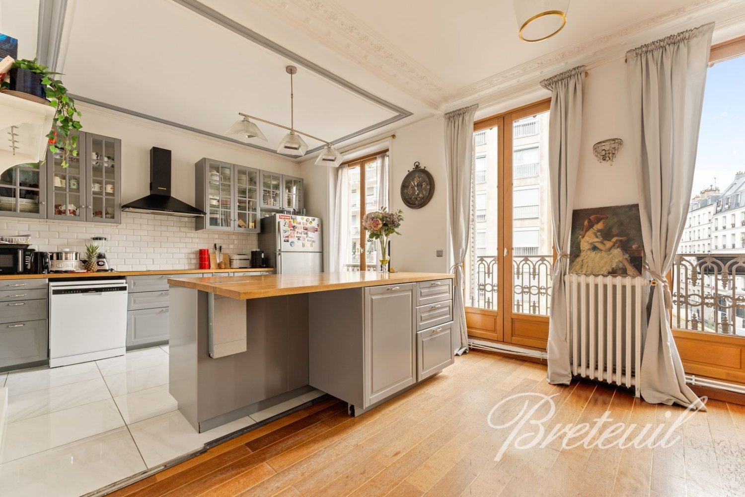 3 غرف نوم منزل ذو طابقين في Paris, France رقم 299081