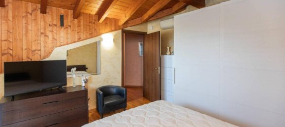 Дуплекс с 3 комнатами в Ванцагелло, Италия № 31730 25