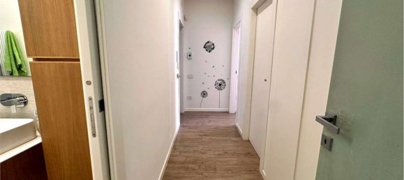 Квартира с 4 спальнями в Салерно, Италия № 344576 18