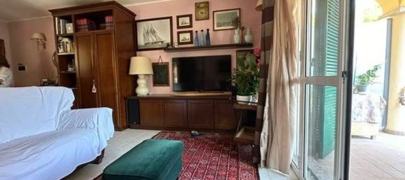 4-salle Appartement à Bordighera, Italy No. 189536 5