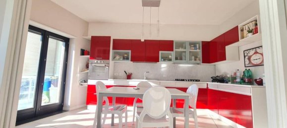 Apartamento de 8 divisões em Cosenza, Italy N.º 23667 5