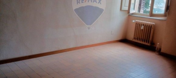 Квартира с 10 комнатами в Монтекатини Терме, Италия № 174528 15