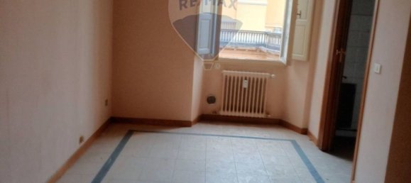 Квартира с 10 комнатами в Монтекатини Терме, Италия № 174528 5