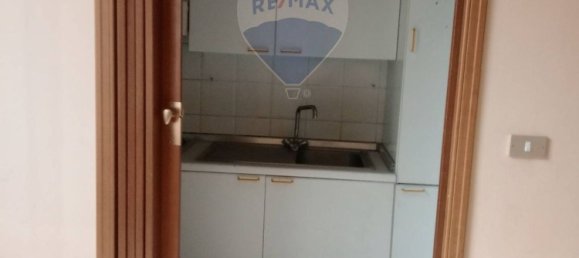 Квартира с 10 комнатами в Монтекатини Терме, Италия № 174528 4