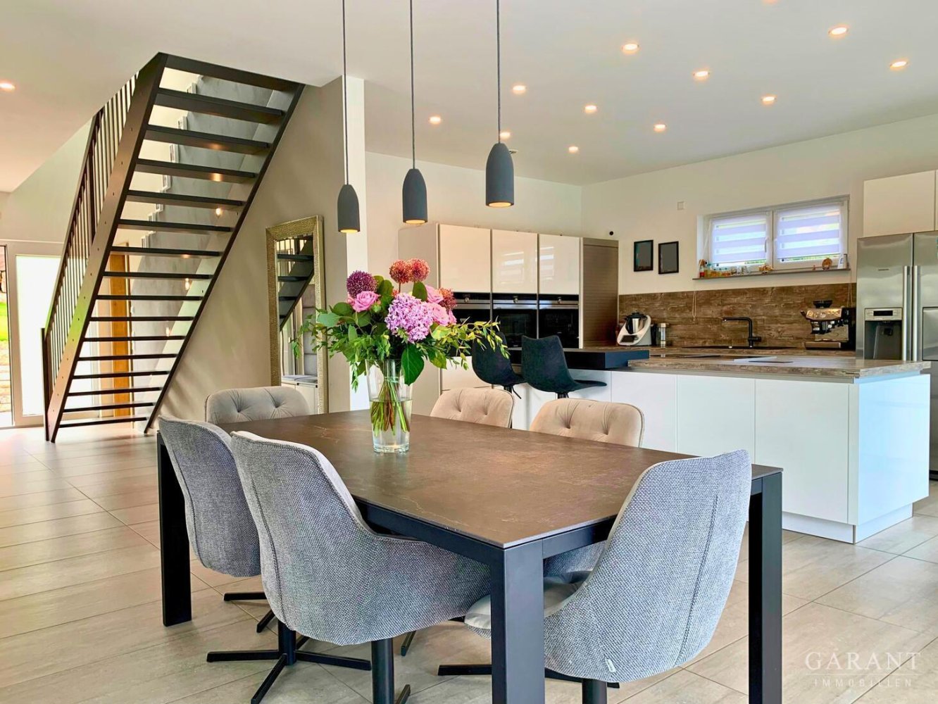 5 rooms House in Nuremberg, Germany No. 285773