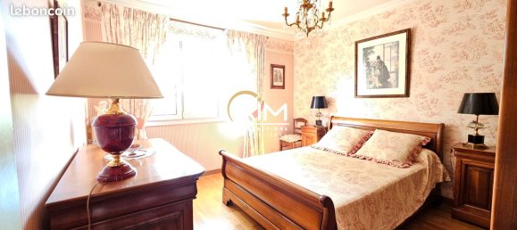 5 bedrooms House in Joue-les-Tours, France No. 231437 3