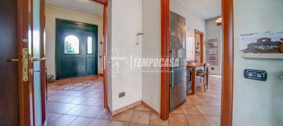 3 chambres Duplex à Mercallo, Italy No. 329689 45