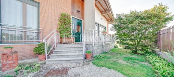 3 chambres Duplex à Mercallo, Italy No. 329689 7