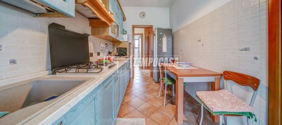 3 chambres Duplex à Mercallo, Italy No. 329689 23