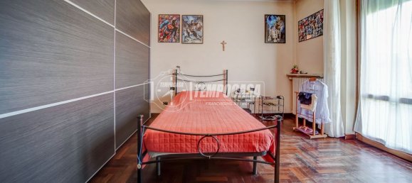 3 chambres Duplex à Mercallo, Italy No. 329689 33